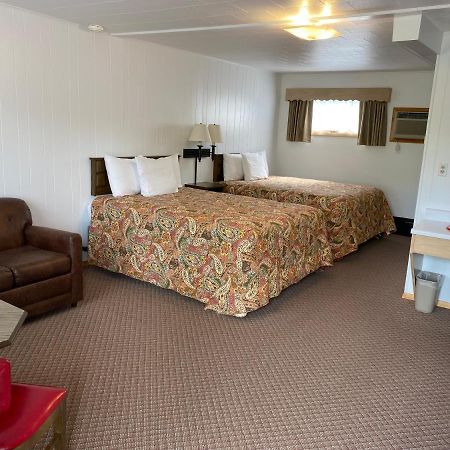 Cedars Motel Ironwood Dış mekan fotoğraf