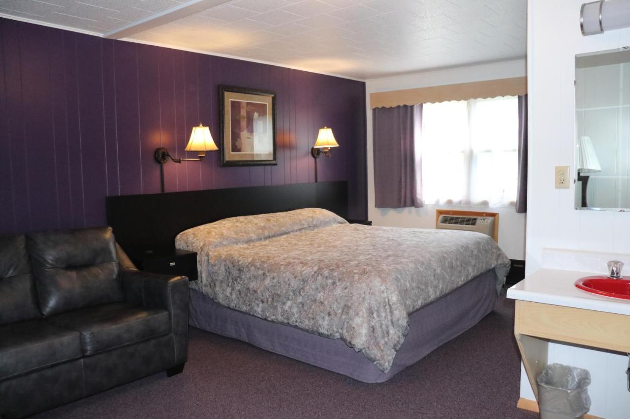 Cedars Motel Ironwood Dış mekan fotoğraf