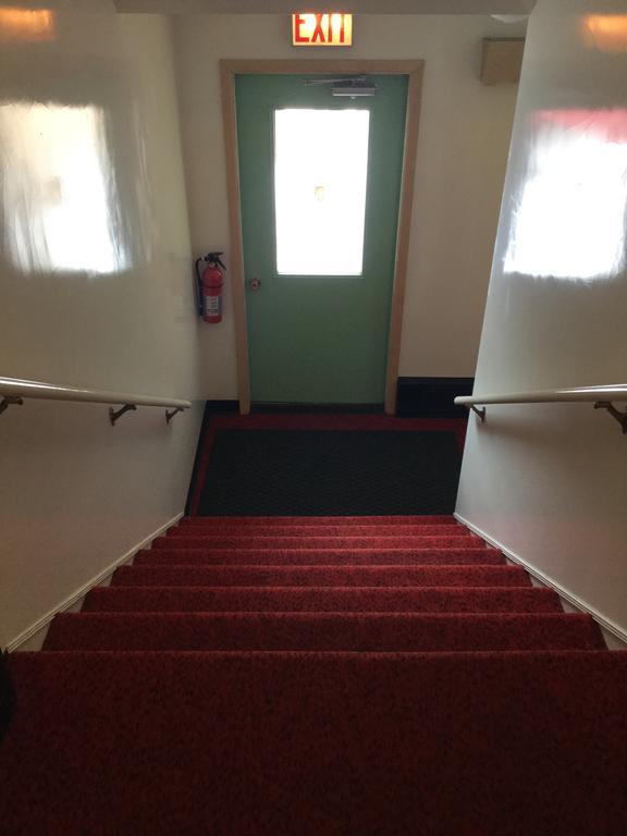 Cedars Motel Ironwood Dış mekan fotoğraf