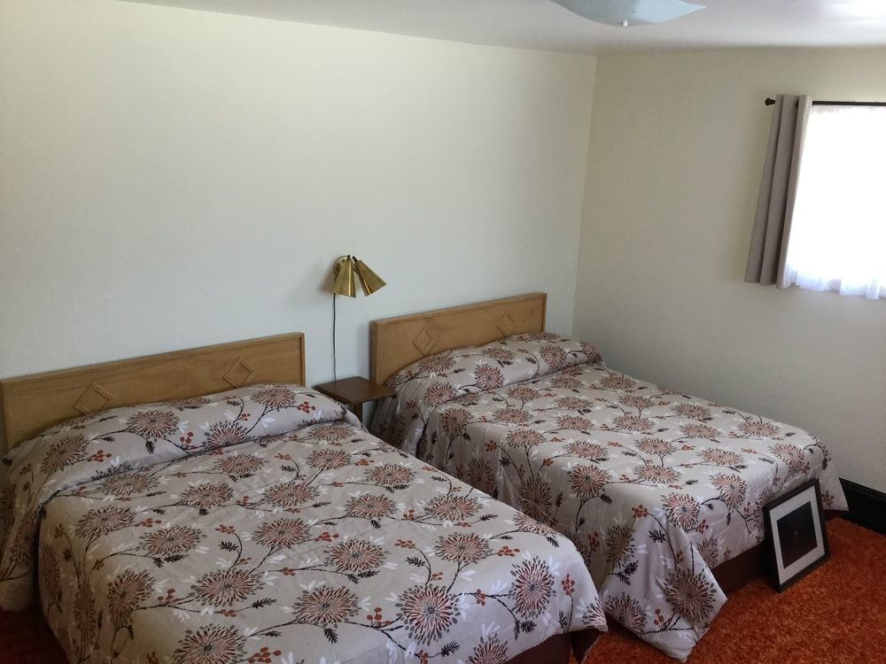 Cedars Motel Ironwood Dış mekan fotoğraf
