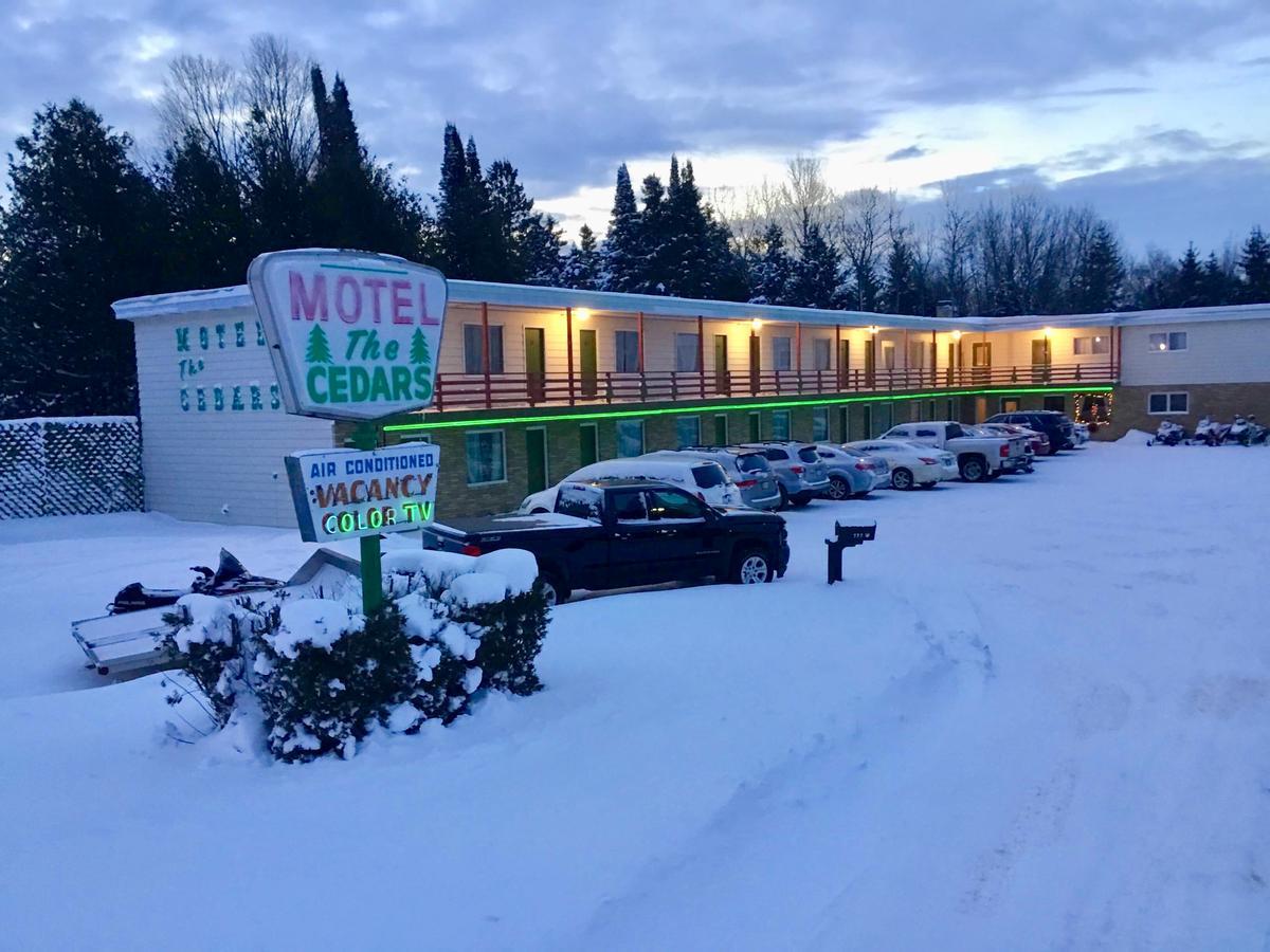 Cedars Motel Ironwood Dış mekan fotoğraf