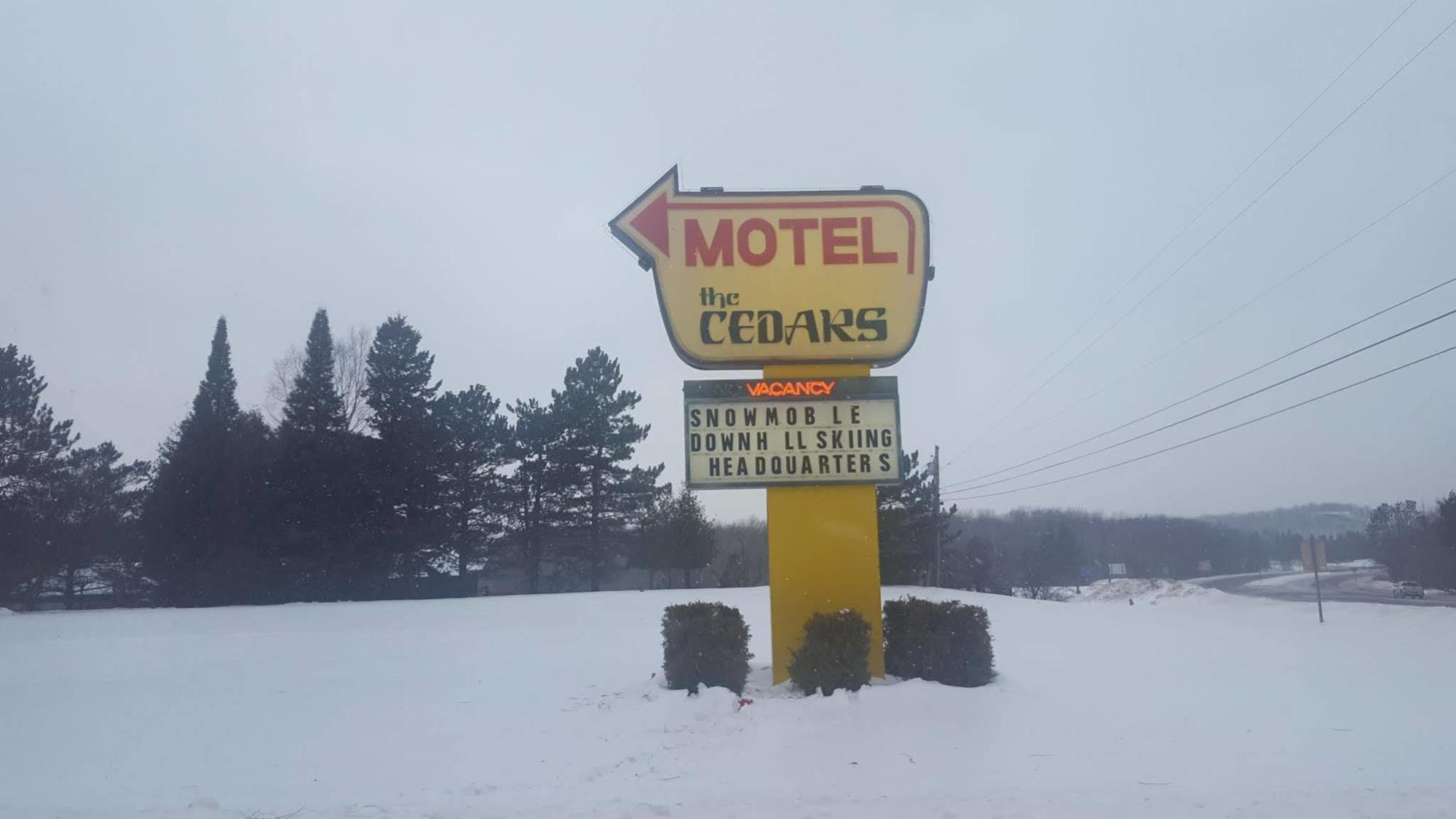 Cedars Motel Ironwood Dış mekan fotoğraf