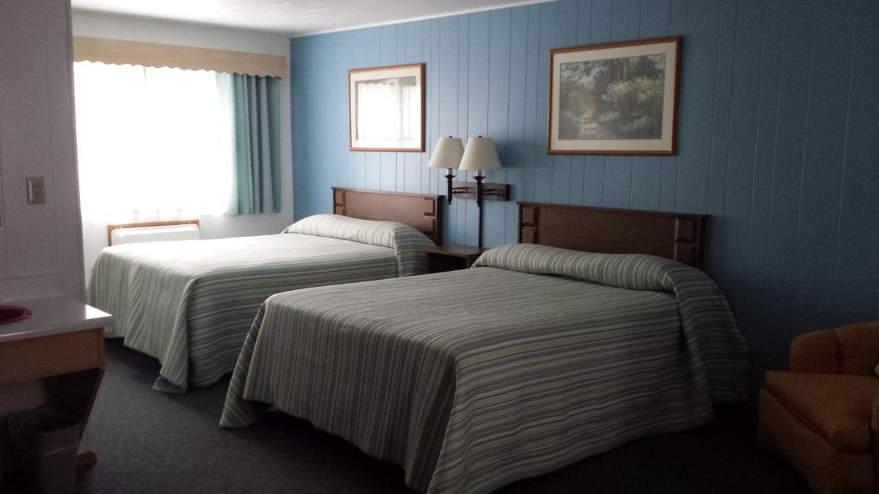 Cedars Motel Ironwood Dış mekan fotoğraf